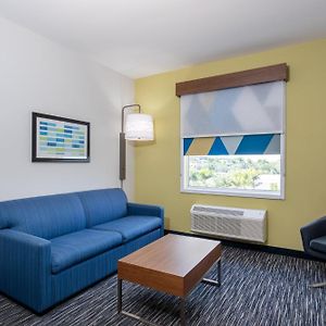 Suite Two Queen Beds